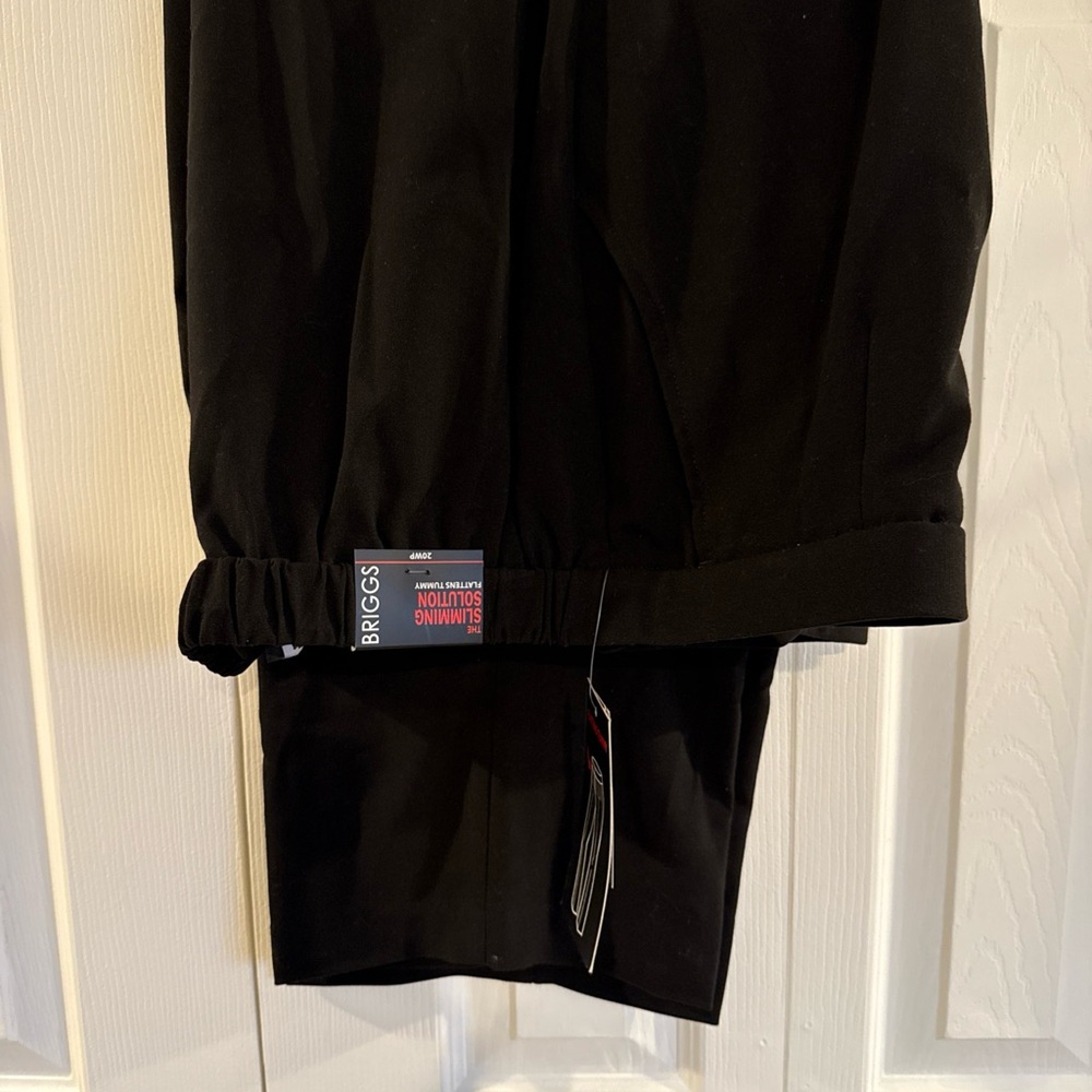 Briggs size 20WP slimming solution pants NWT